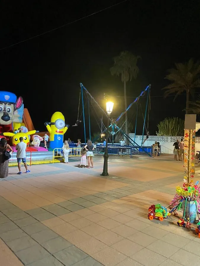 Namaste Daire Nerja 0*,  İspanya